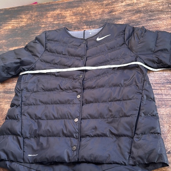 Nike Women AeroLoft short sleeve Jacket Black size Large puffer - Picture 13 of 16